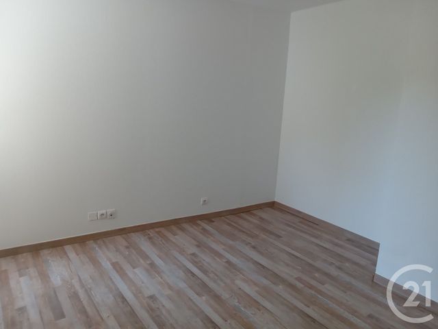 maison à louer - 4 pièces - 61.39 m2 - SAVERDUN - 09 - MIDI-PYRENEES - Century 21 S.D.I.