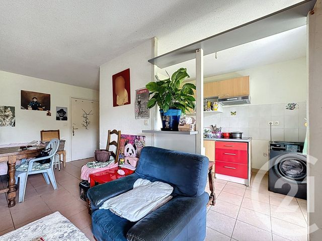 Appartement T2 à vendre - 2 pièces - 45.79 m2 - SAVERDUN - 09 - MIDI-PYRENEES - Century 21 S.D.I.