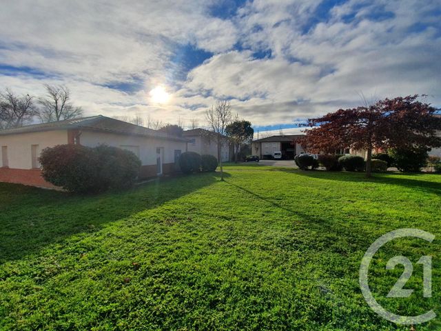 Appartement T2 à vendre - 2 pièces - 45.79 m2 - SAVERDUN - 09 - MIDI-PYRENEES - Century 21 S.D.I.