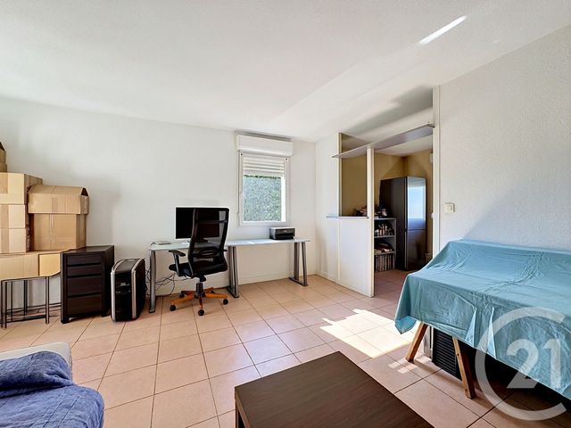 Appartement T3 à vendre - 3 pièces - 56.57 m2 - SAVERDUN - 09 - MIDI-PYRENEES - Century 21 S.D.I.
