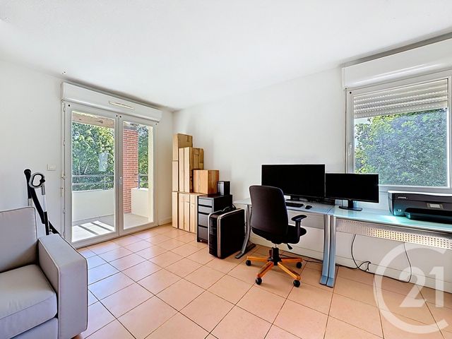 Appartement T3 à vendre - 3 pièces - 56.57 m2 - SAVERDUN - 09 - MIDI-PYRENEES - Century 21 S.D.I.