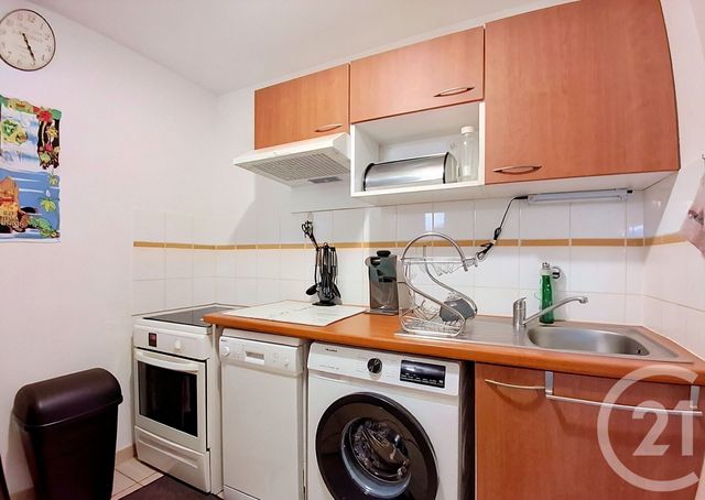 Appartement T3 à vendre - 3 pièces - 61.36 m2 - SAVERDUN - 09 - MIDI-PYRENEES - Century 21 S.D.I.