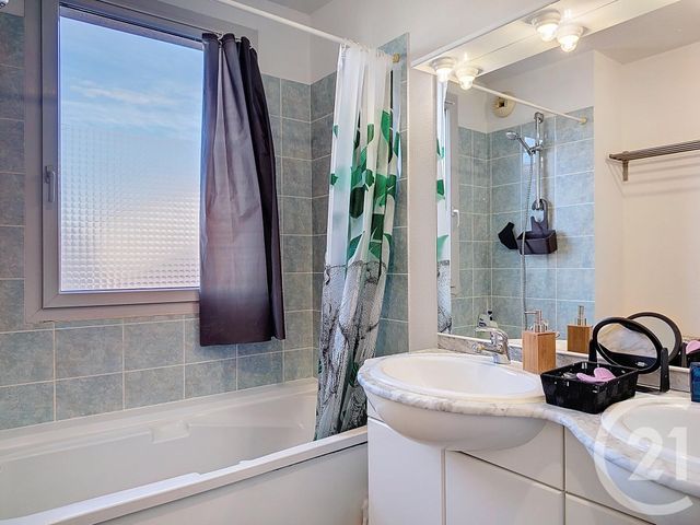 Appartement F3 à vendre - 3 pièces - 72.7 m2 - PAMIERS - 09 - MIDI-PYRENEES - Century 21 S.D.I.