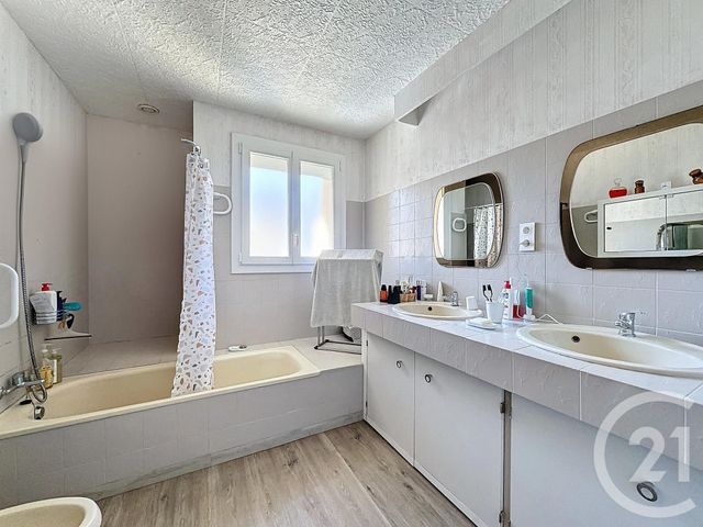 maison à vendre - 7 pièces - 195.35 m2 - PAMIERS - 09 - MIDI-PYRENEES - Century 21 S.D.I.