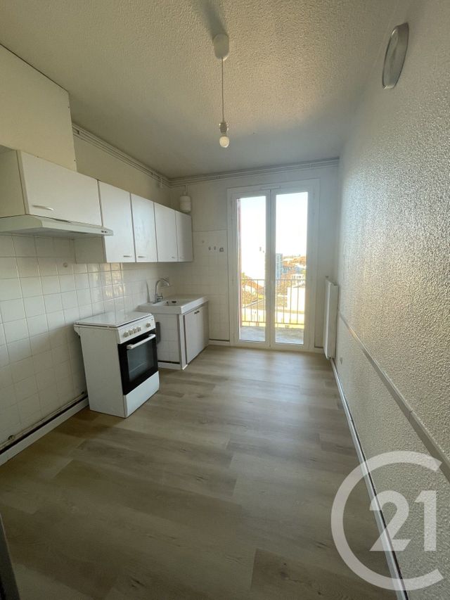 Appartement F2 à louer - 2 pièces - 40.0 m2 - PAMIERS - 09 - MIDI-PYRENEES - Century 21 S.D.I.