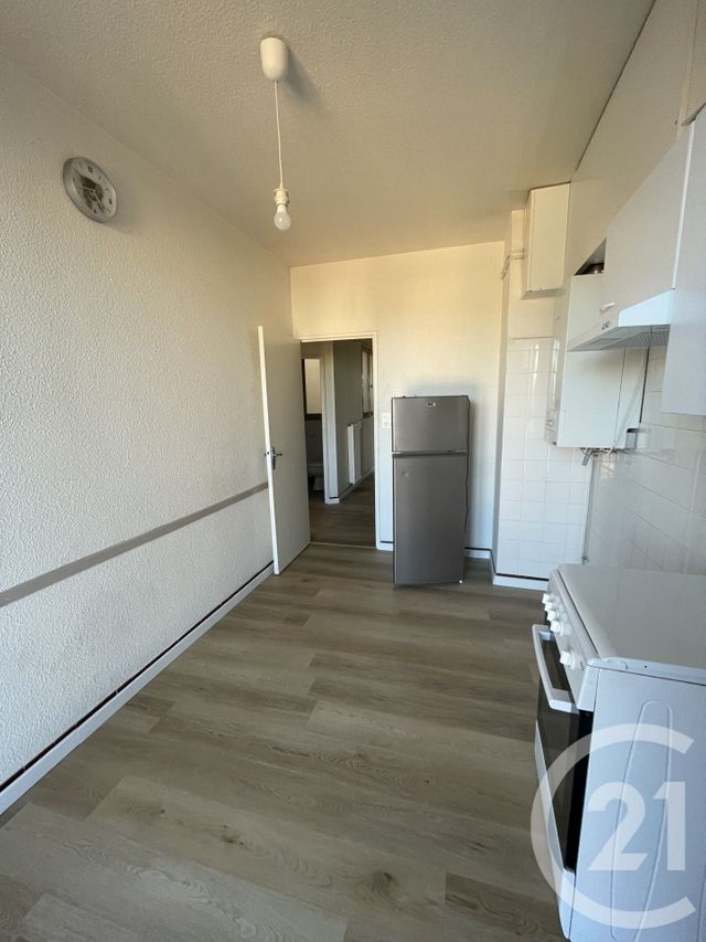 Appartement F2 à louer - 2 pièces - 40.0 m2 - PAMIERS - 09 - MIDI-PYRENEES - Century 21 S.D.I.