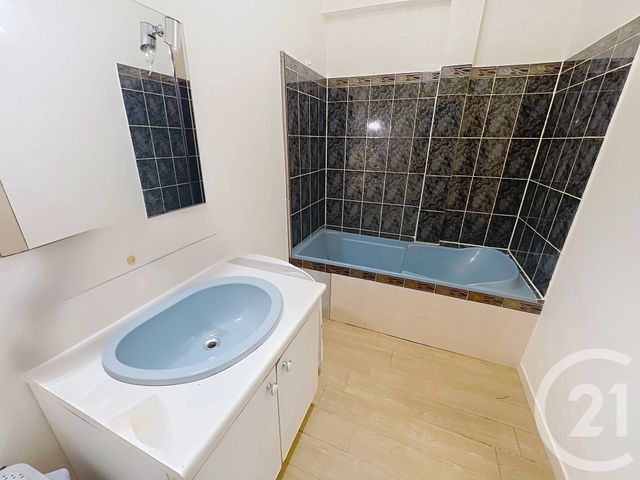 Appartement à vendre - 3 pièces - 66.23 m2 - PAMIERS - 09 - MIDI-PYRENEES - Century 21 S.D.I.