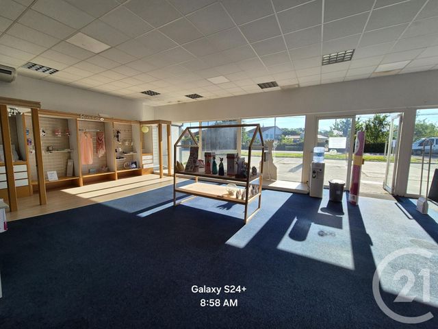 commerce à louer - 550.0 m2 - ST JEAN DU FALGA - 09 - MIDI-PYRENEES - Century 21 S.D.I.