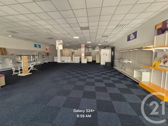 commerce à louer - 550.0 m2 - ST JEAN DU FALGA - 09 - MIDI-PYRENEES - Century 21 S.D.I.