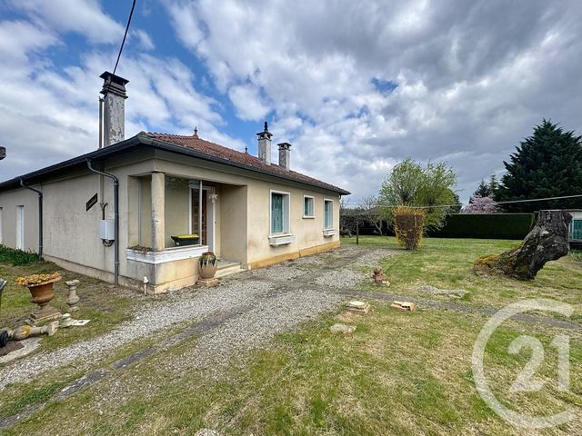 maison à vendre - 5 pièces - 165.9 m2 - LES ISSARDS - 09 - MIDI-PYRENEES - Century 21 S.D.I.
