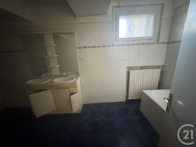 maison à vendre - 10 pièces - 260.0 m2 - VILLENEUVE DU PAREAGE - 09 - MIDI-PYRENEES - Century 21 S.D.I.