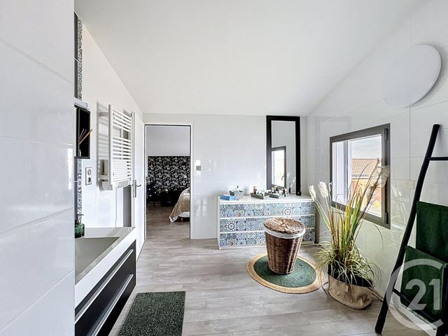 maison à vendre - 5 pièces - 235.4 m2 - VILLENEUVE DU PAREAGE - 09 - MIDI-PYRENEES - Century 21 S.D.I.