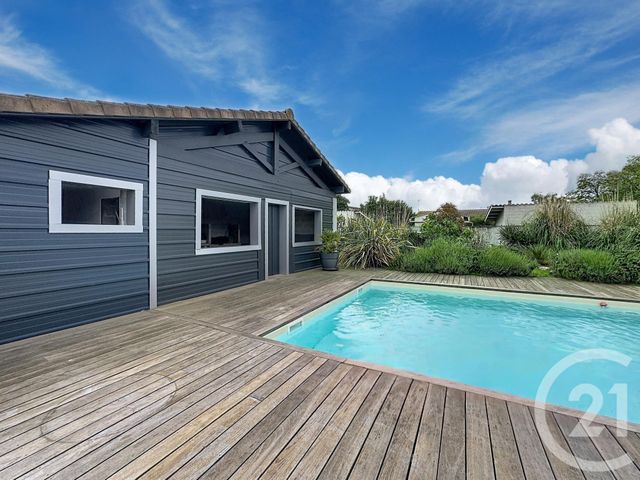maison à vendre - 5 pièces - 235.4 m2 - VILLENEUVE DU PAREAGE - 09 - MIDI-PYRENEES - Century 21 S.D.I.