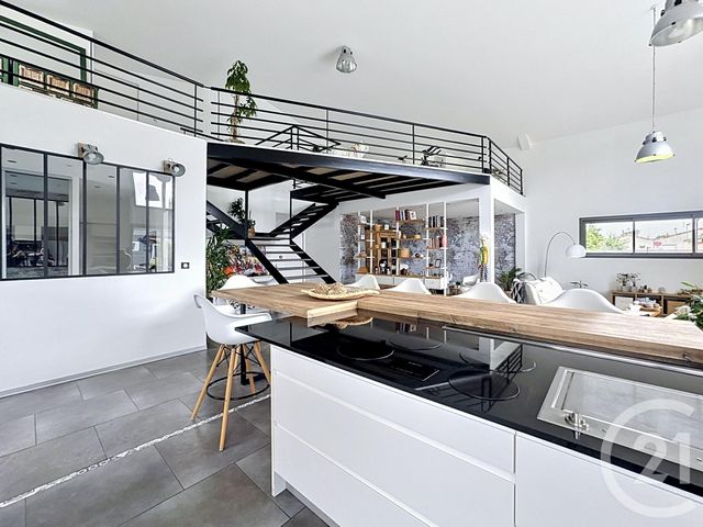 maison à vendre - 5 pièces - 235.4 m2 - VILLENEUVE DU PAREAGE - 09 - MIDI-PYRENEES - Century 21 S.D.I.