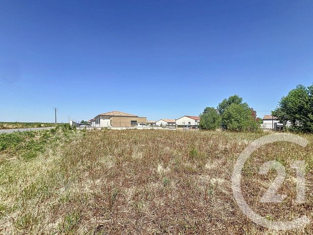 terrain à vendre - 740.0 m2 - SAVERDUN - 09 - MIDI-PYRENEES - Century 21 S.D.I.