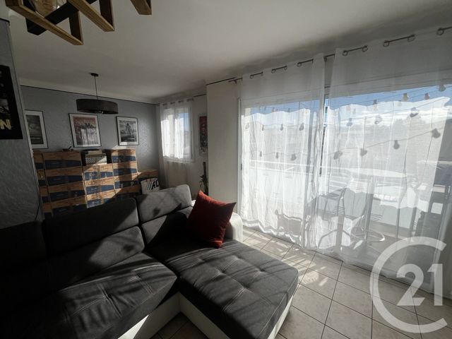 Appartement T3 à louer - 3 pièces - 73.55 m2 - VERNIOLLE - 09 - MIDI-PYRENEES - Century 21 S.D.I.