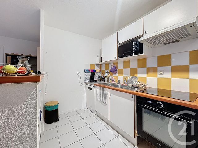 Appartement F4 à vendre - 4 pièces - 75.0 m2 - PAMIERS - 09 - MIDI-PYRENEES - Century 21 S.D.I.