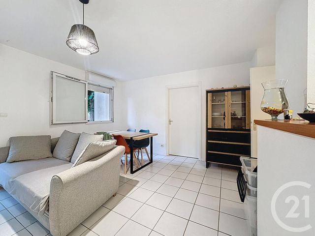 Appartement F4 à vendre - 4 pièces - 75.0 m2 - PAMIERS - 09 - MIDI-PYRENEES - Century 21 S.D.I.