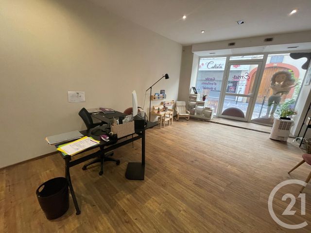 Appartement Local à louer - 3 pièces - 64.0 m2 - PAMIERS - 09 - MIDI-PYRENEES - Century 21 S.D.I.