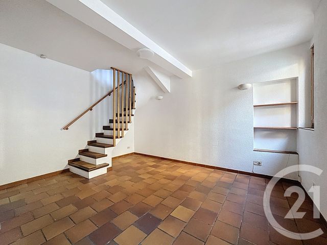 Appartement F2 à louer - 2 pièces - 30.0 m2 - PAMIERS - 09 - MIDI-PYRENEES - Century 21 S.D.I.