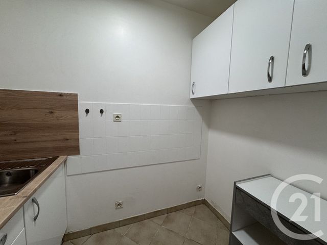 Appartement T1 à louer - 1 pièce - 23.77 m2 - PAMIERS - 09 - MIDI-PYRENEES - Century 21 S.D.I.