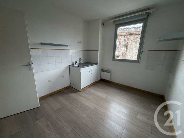 Appartement F2 à louer - 2 pièces - 42.6 m2 - PAMIERS - 09 - MIDI-PYRENEES - Century 21 S.D.I.