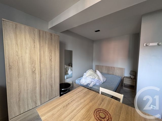 Appartement F1 à louer - 1 pièce - 25.0 m2 - PAMIERS - 09 - MIDI-PYRENEES - Century 21 S.D.I.