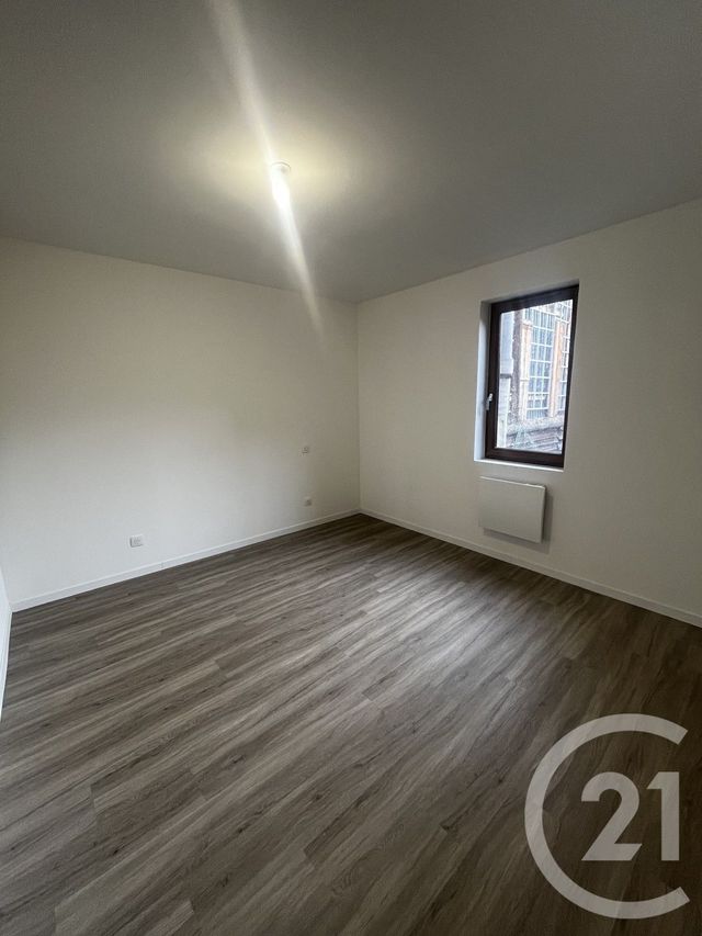 Appartement T3 à louer - 3 pièces - 62.67 m2 - PAMIERS - 09 - MIDI-PYRENEES - Century 21 S.D.I.