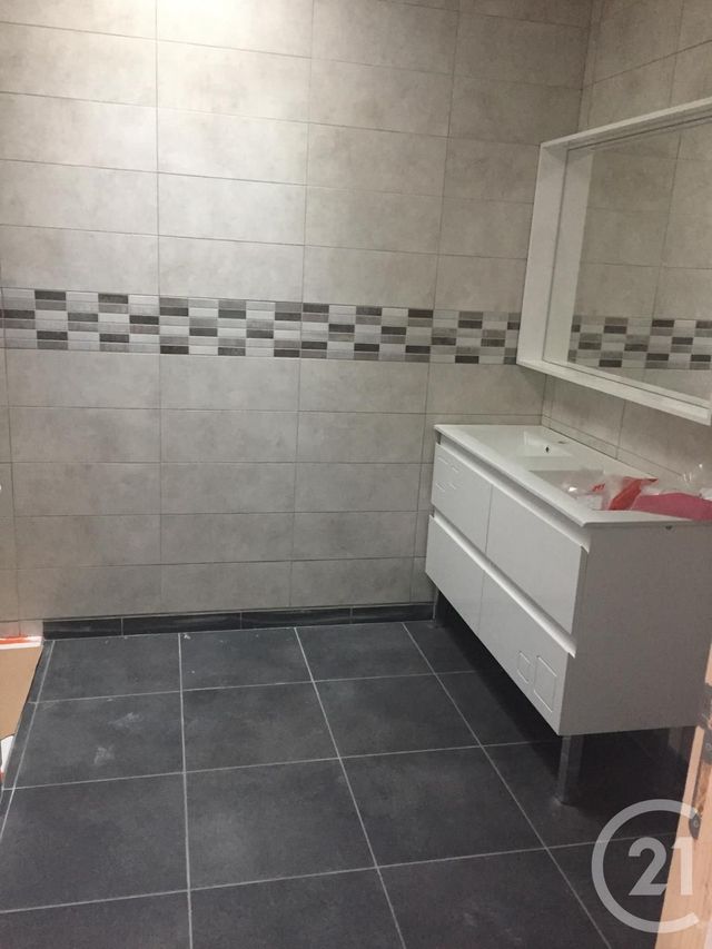 maison à louer - 4 pièces - 94.72 m2 - LA TOUR DU CRIEU - 09 - MIDI-PYRENEES - Century 21 S.D.I.