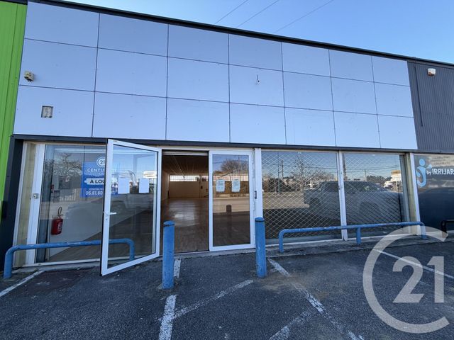 maison à louer - 1 pièce - 350.0 m2 - ST JEAN DU FALGA - 09 - MIDI-PYRENEES - Century 21 S.D.I.