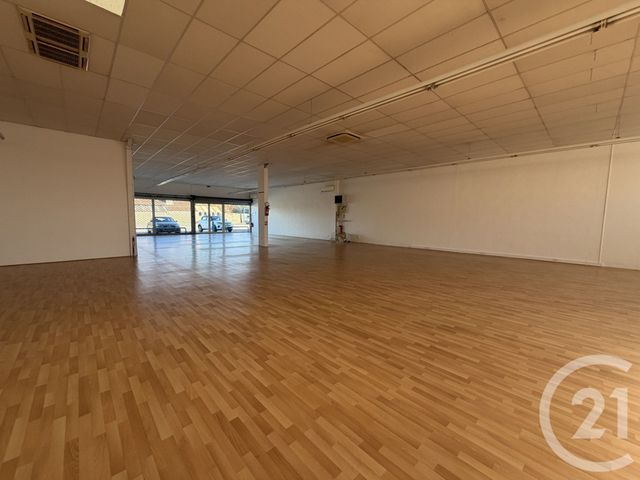 maison à louer - 1 pièce - 350.0 m2 - ST JEAN DU FALGA - 09 - MIDI-PYRENEES - Century 21 S.D.I.