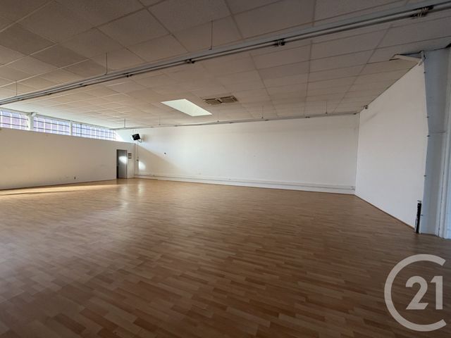 maison à louer - 1 pièce - 350.0 m2 - ST JEAN DU FALGA - 09 - MIDI-PYRENEES - Century 21 S.D.I.