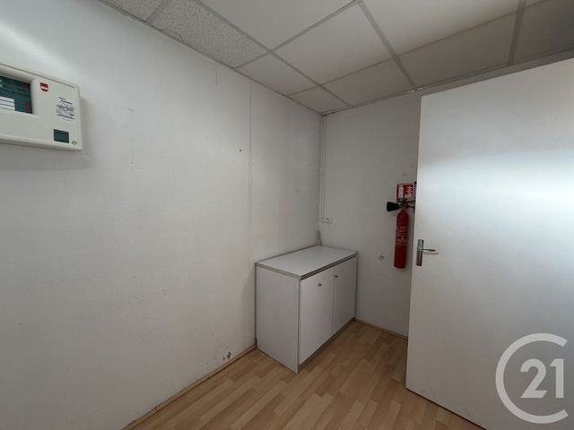 maison à louer - 1 pièce - 350.0 m2 - ST JEAN DU FALGA - 09 - MIDI-PYRENEES - Century 21 S.D.I.