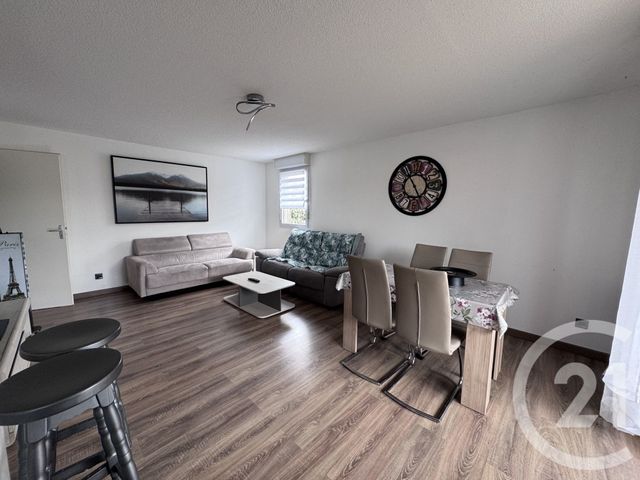 Appartement T3 à louer - 3 pièces - 63.2 m2 - PAMIERS - 09 - MIDI-PYRENEES - Century 21 S.D.I.