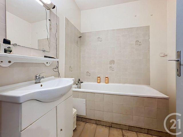 Appartement à vendre - 4 pièces - 64.84 m2 - PAMIERS - 09 - MIDI-PYRENEES - Century 21 S.D.I.