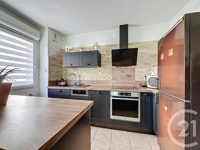Appartement T3 à vendre - 3 pièces - 60.19 m2 - PAMIERS - 09 - MIDI-PYRENEES - Century 21 S.D.I.