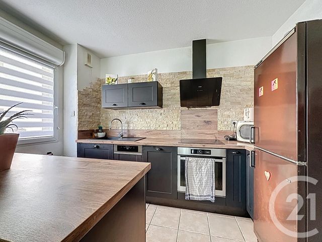 Appartement T3 à vendre - 3 pièces - 60.19 m2 - PAMIERS - 09 - MIDI-PYRENEES - Century 21 S.D.I.