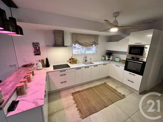 maison à louer - 5 pièces - 154.11 m2 - LES PUJOLS - 09 - MIDI-PYRENEES - Century 21 S.D.I.