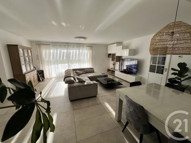 maison à louer - 5 pièces - 154.11 m2 - LES PUJOLS - 09 - MIDI-PYRENEES - Century 21 S.D.I.