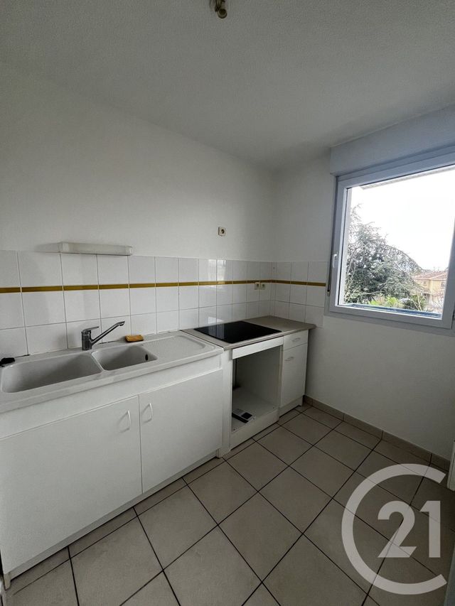Appartement F3 à louer - 3 pièces - 55.0 m2 - PAMIERS - 09 - MIDI-PYRENEES - Century 21 S.D.I.