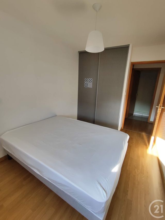 Appartement T3 à louer - 3 pièces - 67.4 m2 - FOIX - 09 - MIDI-PYRENEES - Century 21 S.D.I.