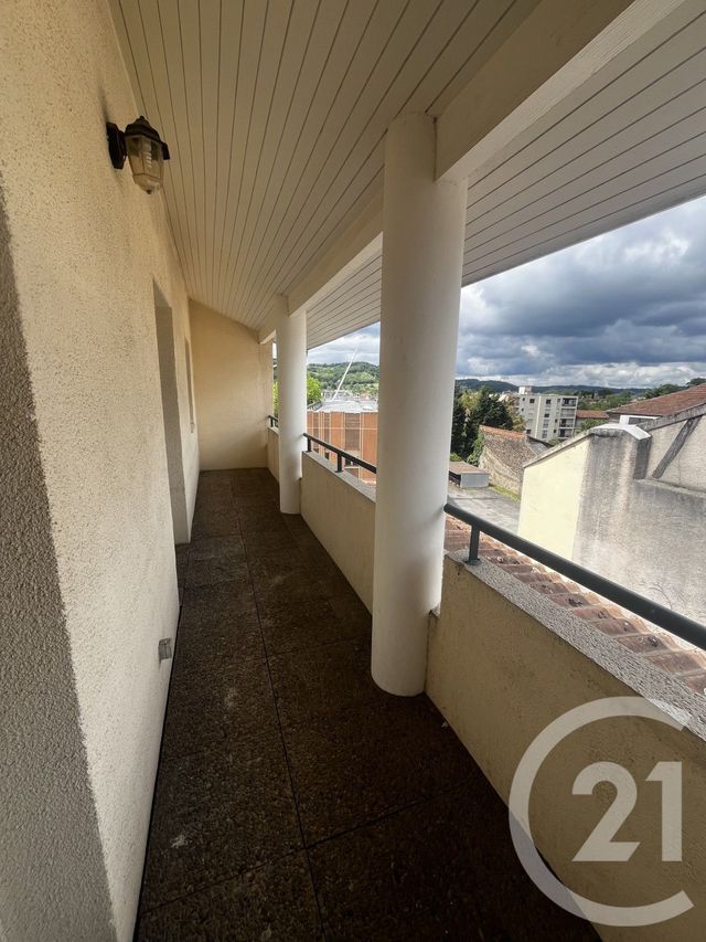 Appartement Duplex à louer - 4 pièces - 76.0 m2 - PAMIERS - 09 - MIDI-PYRENEES - Century 21 S.D.I.