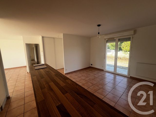 maison à louer - 5 pièces - 110.0 m2 - LES ISSARDS - 09 - MIDI-PYRENEES - Century 21 S.D.I.