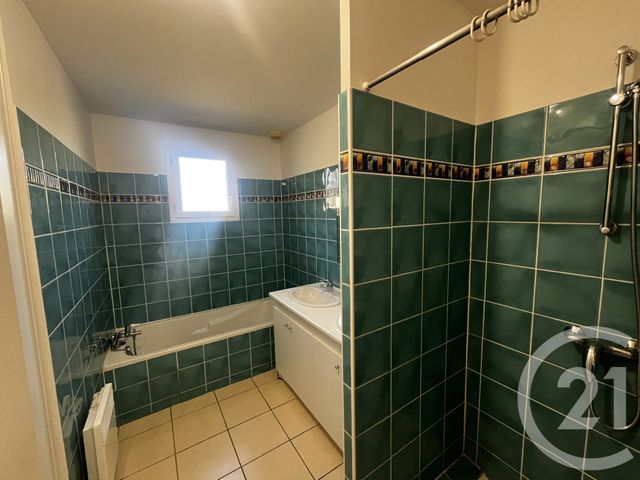maison à louer - 5 pièces - 110.0 m2 - LES ISSARDS - 09 - MIDI-PYRENEES - Century 21 S.D.I.