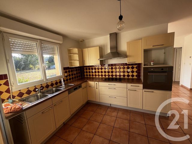 maison à louer - 5 pièces - 110.0 m2 - LES ISSARDS - 09 - MIDI-PYRENEES - Century 21 S.D.I.