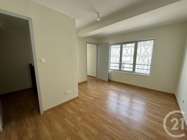 Appartement T3 à louer - 3 pièces - 76.48 m2 - PAMIERS - 09 - MIDI-PYRENEES - Century 21 S.D.I.