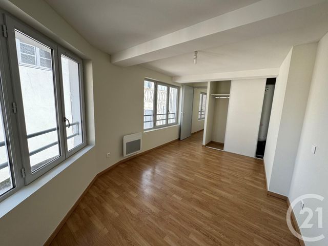 Appartement T3 à louer - 3 pièces - 76.48 m2 - PAMIERS - 09 - MIDI-PYRENEES - Century 21 S.D.I.