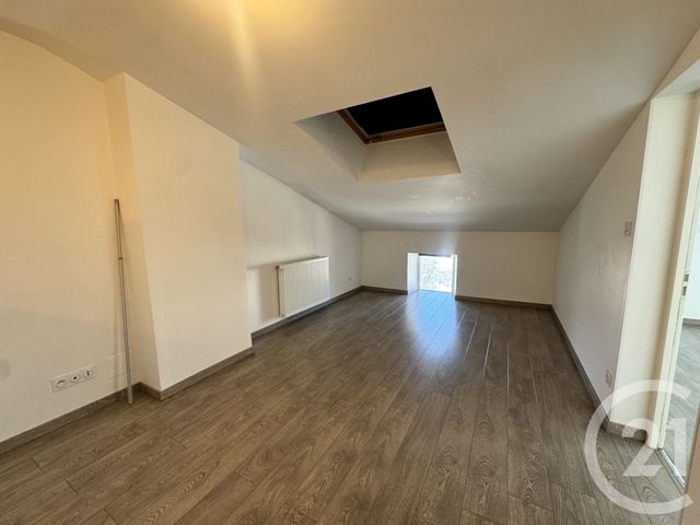 maison à louer - 5 pièces - 125.0 m2 - VARILHES - 09 - MIDI-PYRENEES - Century 21 S.D.I.