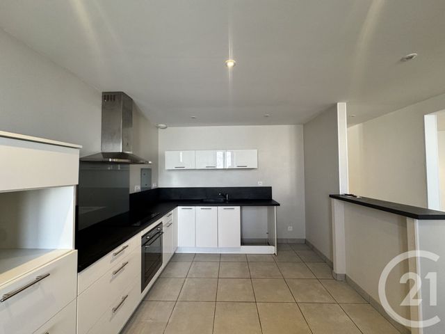 maison à louer - 5 pièces - 125.0 m2 - VARILHES - 09 - MIDI-PYRENEES - Century 21 S.D.I.