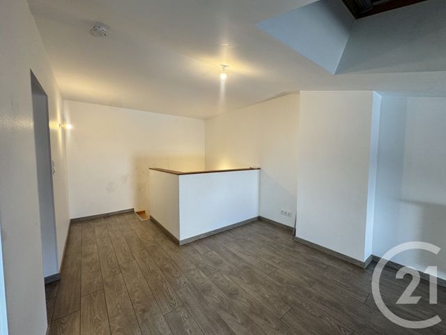 maison à louer - 5 pièces - 125.0 m2 - VARILHES - 09 - MIDI-PYRENEES - Century 21 S.D.I.